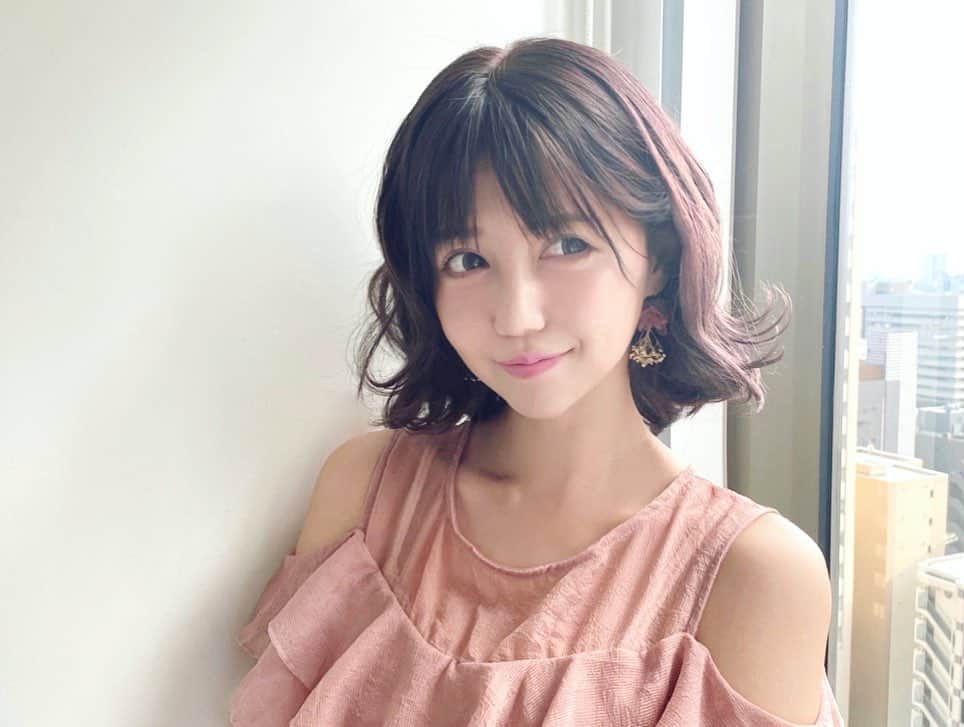 のインスタグラム：「New Rion♡♡ Hello September🍠🍂🍁🌰🎃🌾🍊🍐🍇 #夏が終わっちゃった... #haircolor  #pinkpurpledarkbrown #iPhone11 #iPhonecamera #pink  #iPhone撮影 #Japangirl #beauty  #ポートレート」