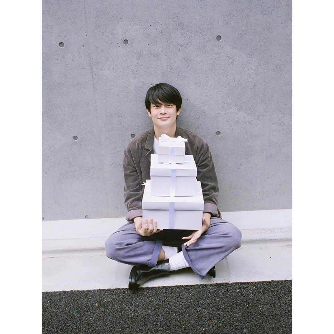 井之脇海さんのインスタグラム写真 - (井之脇海Instagram)「HARUTA 2020 Autumn/Winter Collection 『自由っていいね。自由ってむずかしいね。』に出演しています。  僕にとっての自由についてお話もしました🙋‍♂️  ぜひご覧ください！  https://www.haruta-shoes.co.jp/aw2020/  #haruta」9月1日 21時51分 - kai_inowaki
