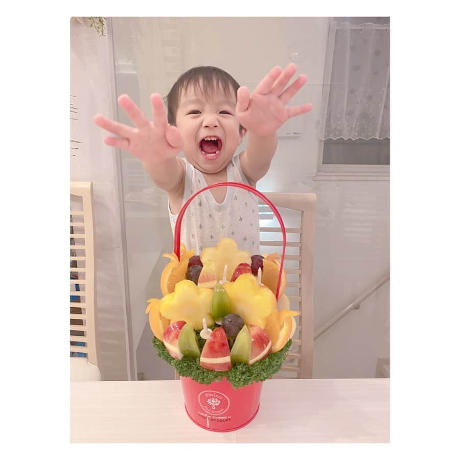 辻希美さんのインスタグラム写真 - (辻希美Instagram)「素敵なフルーツに頂きました☺️💕  #素敵なフルーツの贈り物 #フルーツの花束💐 #可愛い #ありがとうございます #🙏💕」9月1日 22時37分 - tsujinozomi_official