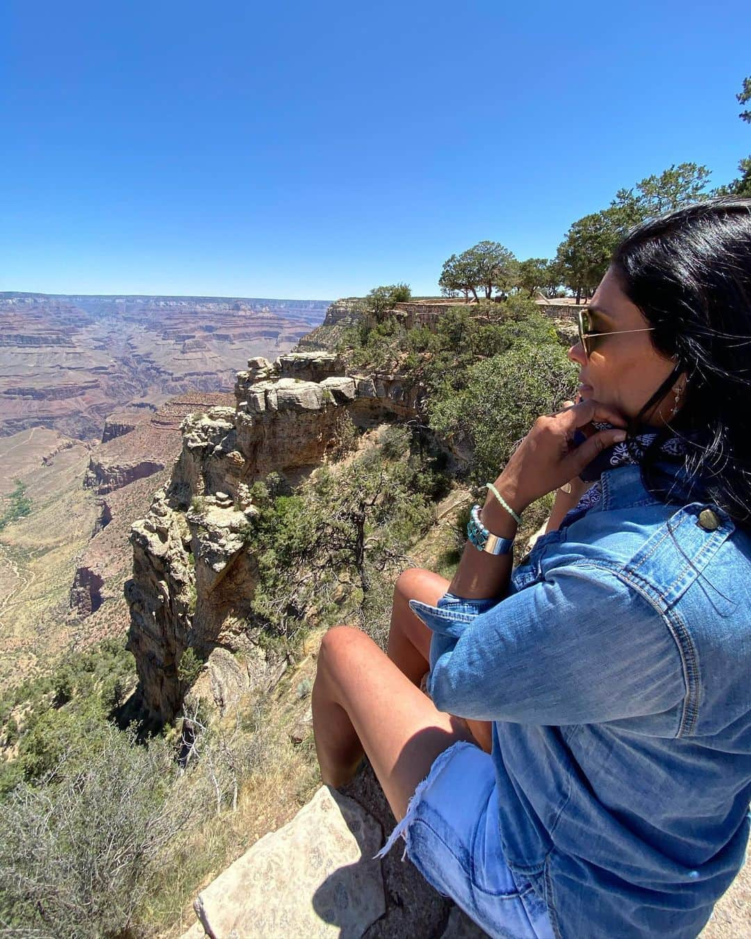 レイチェルロイさんのインスタグラム写真 - (レイチェルロイInstagram)「What a trip! Good bye summer explorations, America you are simply stunning & these cowgirls love you 🤠 & are grateful to have explored your vast lands together 🦅  #rachelroy  #arizona🌵  #grandcanyon  #grandcanyonnationalpark  #arixonalife #arizonaexplorers」9月1日 23時12分 - rachel_roy