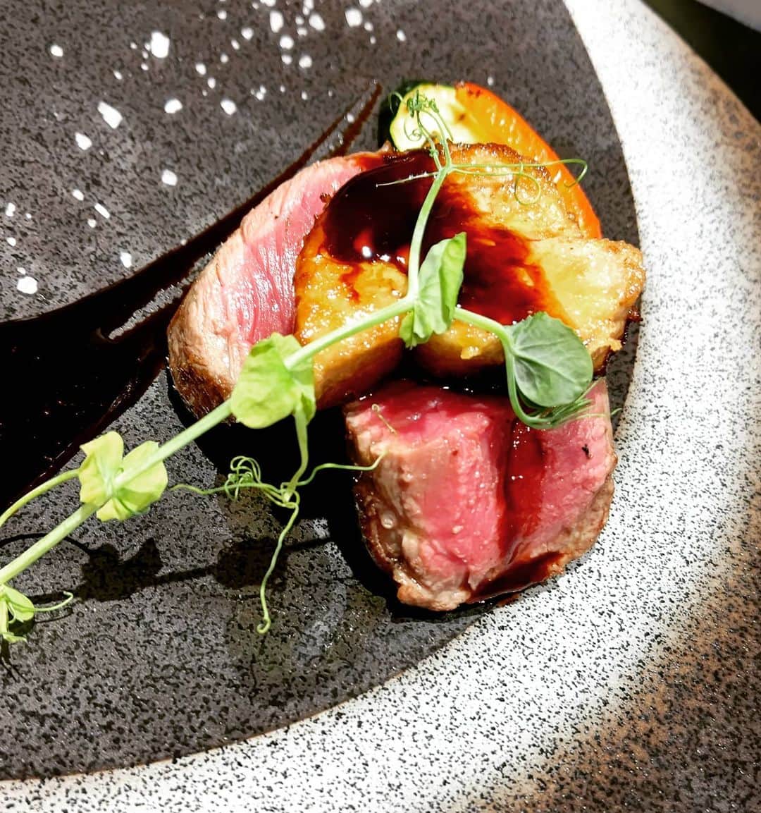 sdiningのグルメインスタ