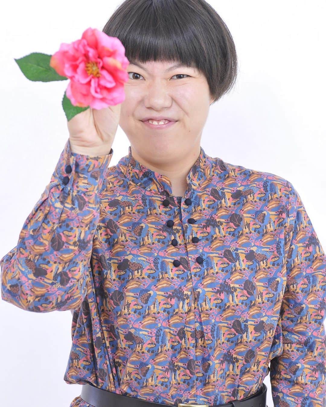 にぼしいわしさんのインスタグラム写真 - (にぼしいわしInstagram)「新しい宣材写真です。 どれがいいですかね。  #にぼしいわし」9月1日 23時17分 - niboshiiwashiiwashi