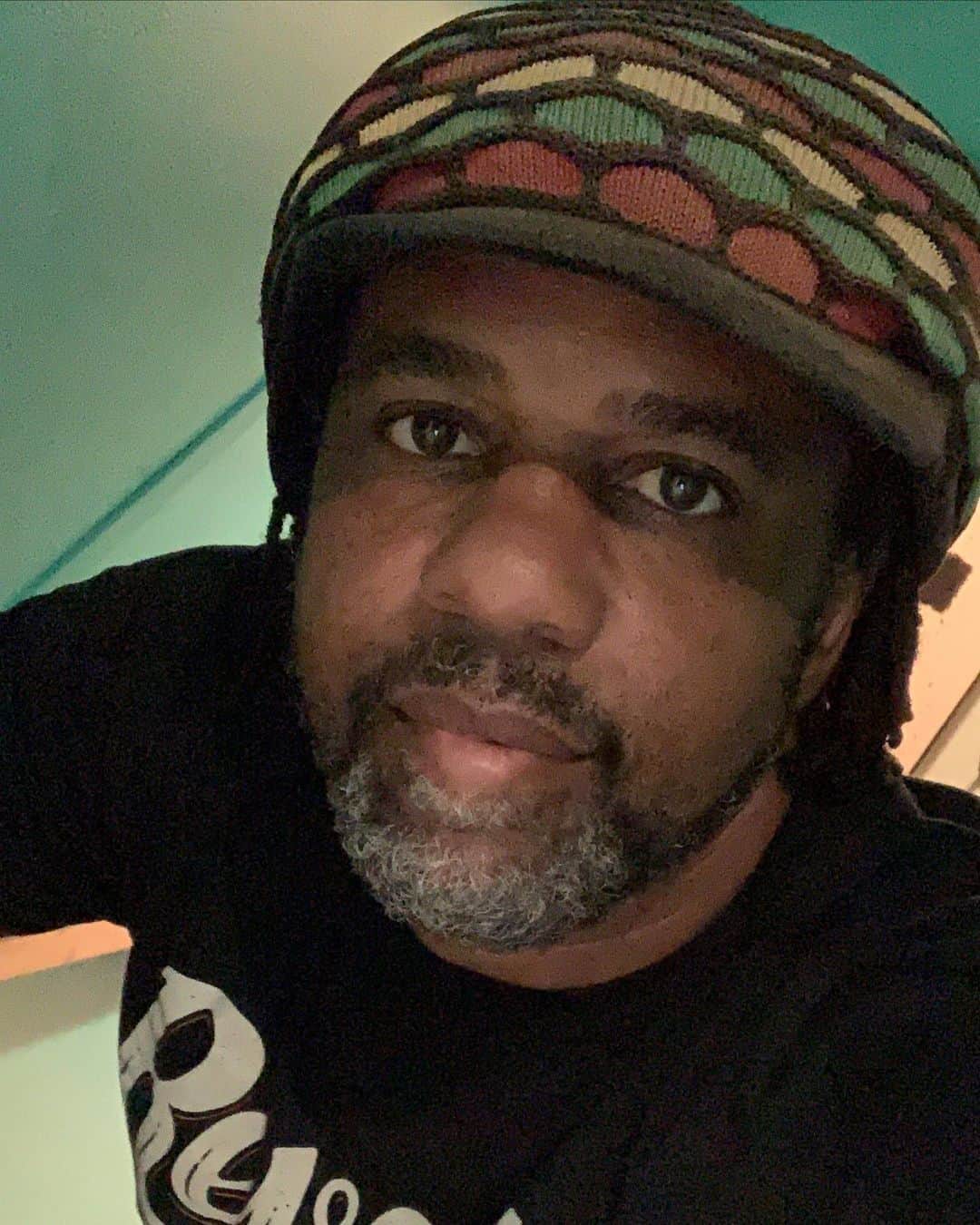 ヴィクター・ウッテンのインスタグラム：「Win the Day!」