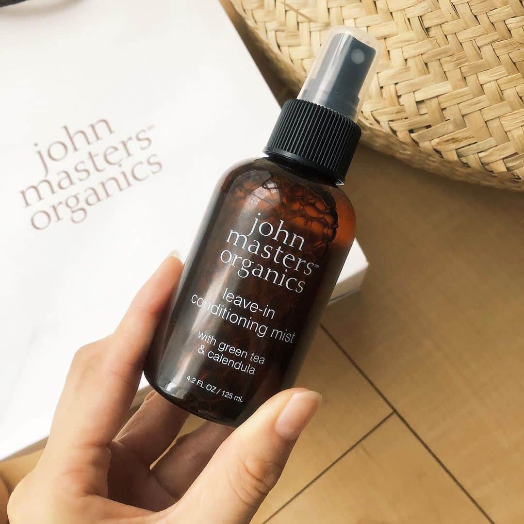 のインスタグラム：「セプテンバー調子はどうだい  #johnmastersorganics  #hairtreatment」