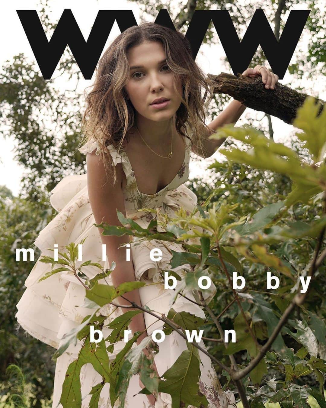 WHO WHAT WEARさんのインスタグラム写真 - (WHO WHAT WEARInstagram)「Good morning to #MillieBobbyBrown, the star of our September cover story. 🌟 As part of our Generation Next Issue, the 16-year-old actress talks about bringing her favorite character #EnolaHolmes to life, stepping behind the camera as one of the industry's youngest executive producers, and making sure young voices get a seat at the table. Read the full story now at the link in bio.   photographer: @hearthevisual stylist: @tcarterphillips hair & makeup: @milliebobbybrown」9月1日 23時39分 - whowhatwear