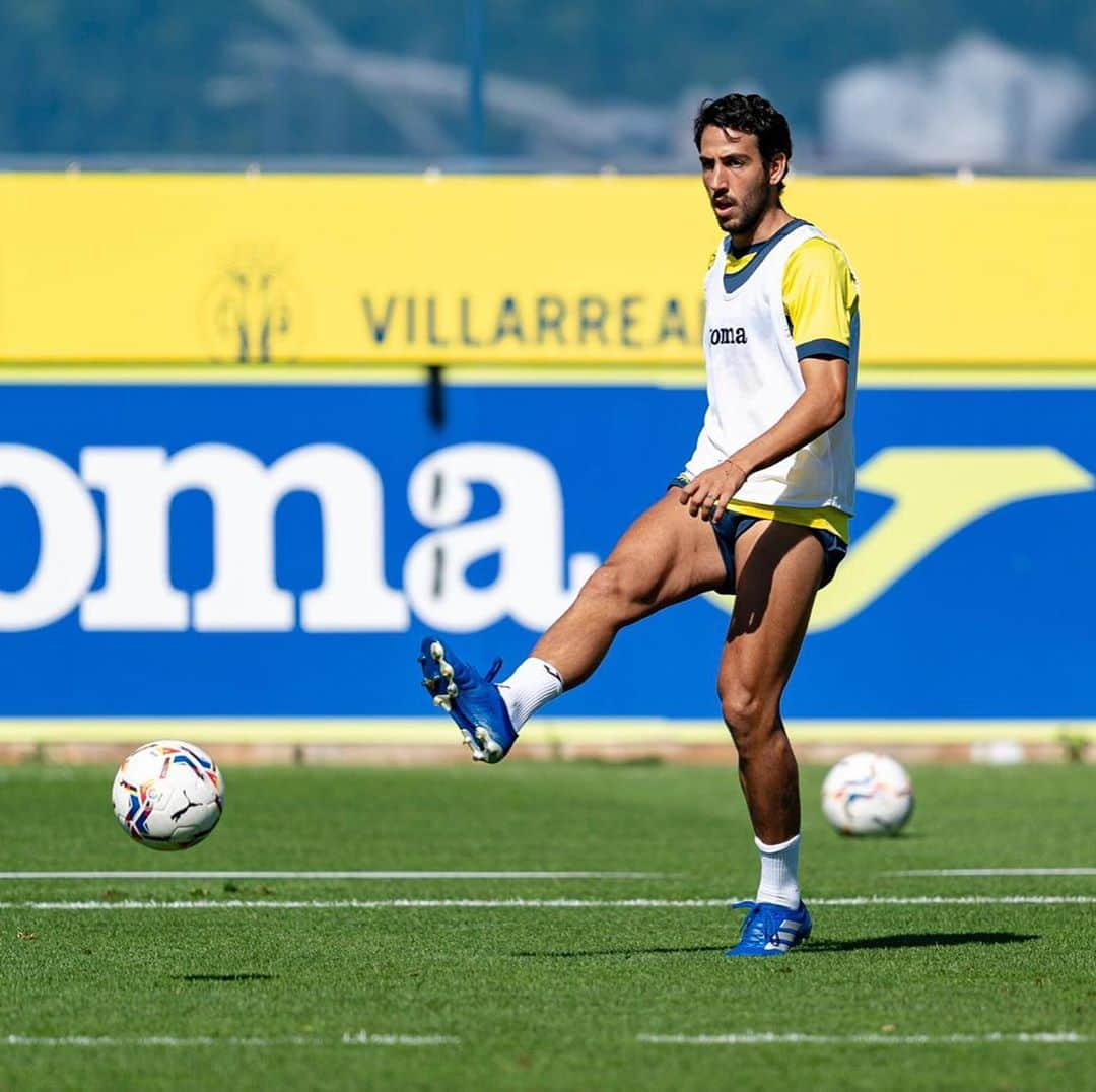 ダニエル・パレホさんのインスタグラム写真 - (ダニエル・パレホInstagram)「⚽️⚪️⚽️🟡」9月2日 0時12分 - dani_parejo10