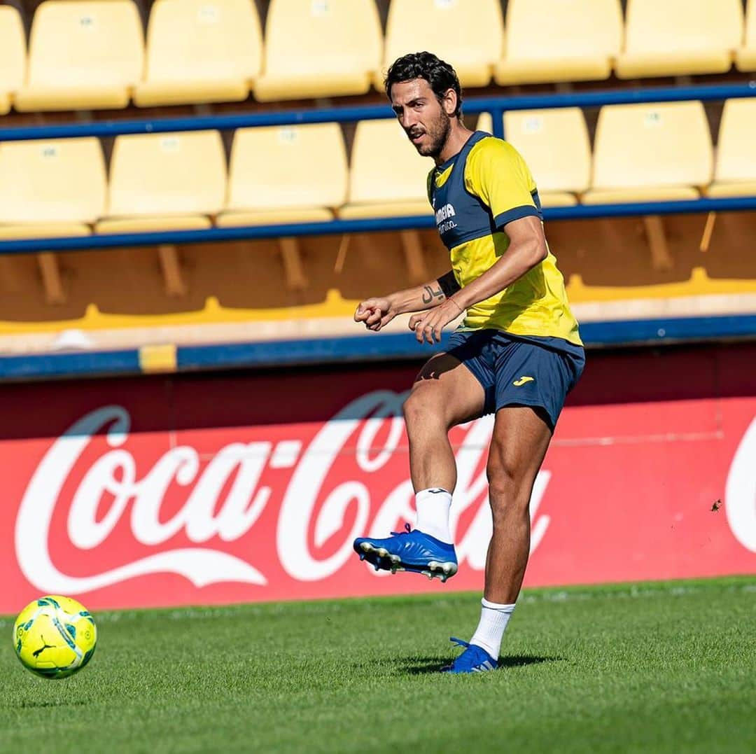 ダニエル・パレホさんのインスタグラム写真 - (ダニエル・パレホInstagram)「⚽️⚪️⚽️🟡」9月2日 0時12分 - dani_parejo10