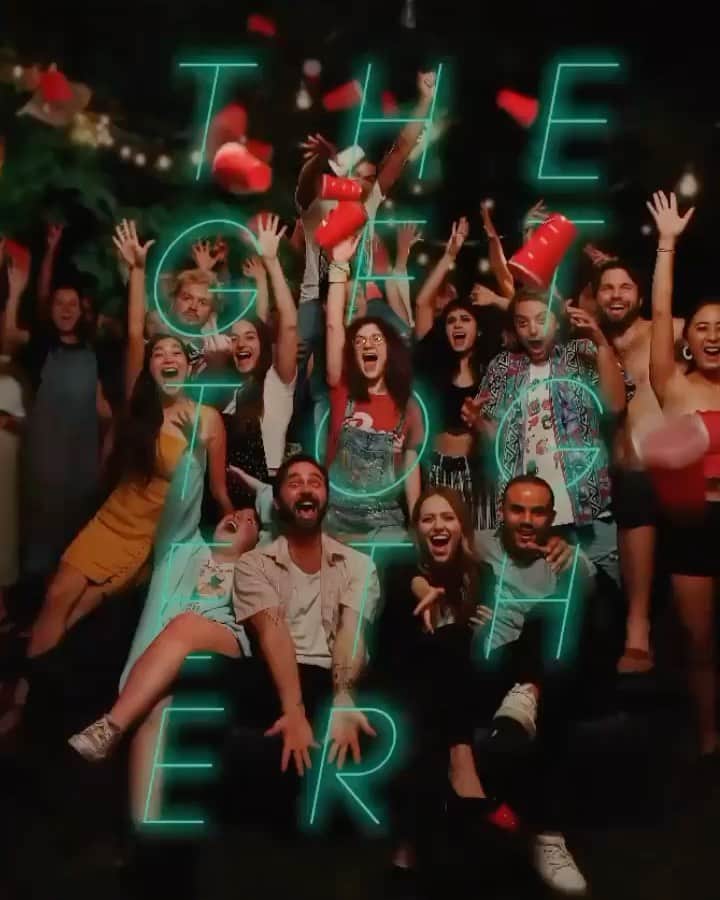 ジョアンナ・ブラッディのインスタグラム：「So excited @gettogetherfilm is going to premiere at the Austin film festival this year!  This was such a fun project to work on. The coolest people in the coolest city. It felt like one big party! Directed by @will_bakke Can’t wait for y’all to see it! ❤️ #aff #austinfilm」