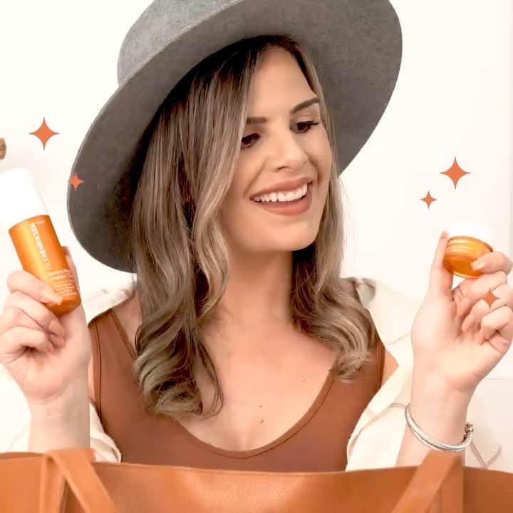 のインスタグラム：「Here at @olehenriksen, we can't wait even a day for fall. So once September 1st hits, we say the countdown to fall is officially over: greet the season with two of Ole’s glow-boosting bestsellers: Banana Bright Vitamin C Serum and Banana Bright Eye Crème. After all, we may be basic, but our skincare doesn’t have to be. Leave a 🍂 if this is your fave time of year ⬇️」
