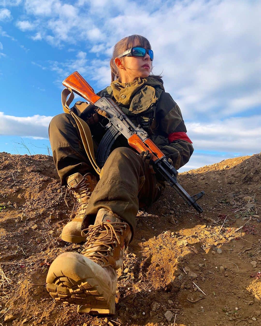 アイシスのインスタグラム：「🔫🇷🇺  #サバゲー #サバゲー女子  #airsoft #ミリタリー #military #airsofter #ゴルカ #Gorka3 #Gorka #ロシア装備 #SMERSH #airsoftgirl #Russia #GRU #Spetsnaz  #airsofterphoto #airsoftinternational #airsoftworld #airsoftobsessed #pew #pewpew #airsoftmilsim #airsoftnation #サバゲー女子の日常 #タレント #AK #スメルシ #滝澤いしすと趣味の世界」