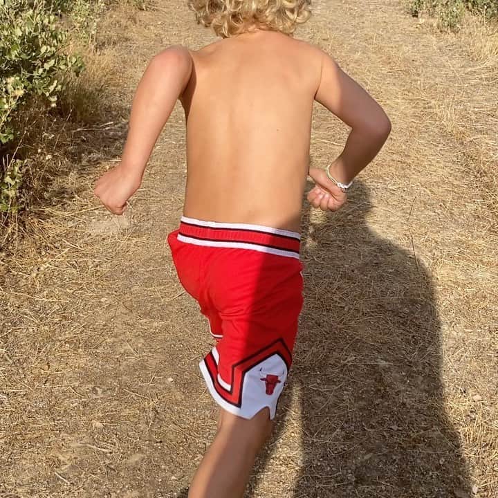 ホセ・イグナシオ・フェルナンデス・イグレシアスのインスタグラム：「#PuedeConmigo 🤦🏻‍♂️❤️」