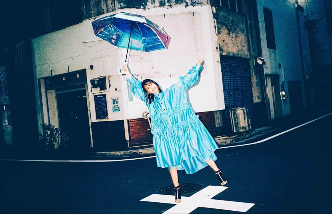 中井友望さんのインスタグラム写真 - (中井友望Instagram)「☂️」9月2日 1時32分 - youwang16