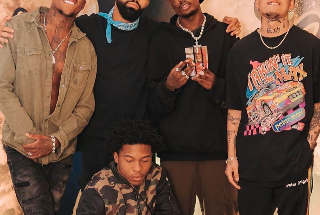 のインスタグラム：「Mlks de SP 🔥」