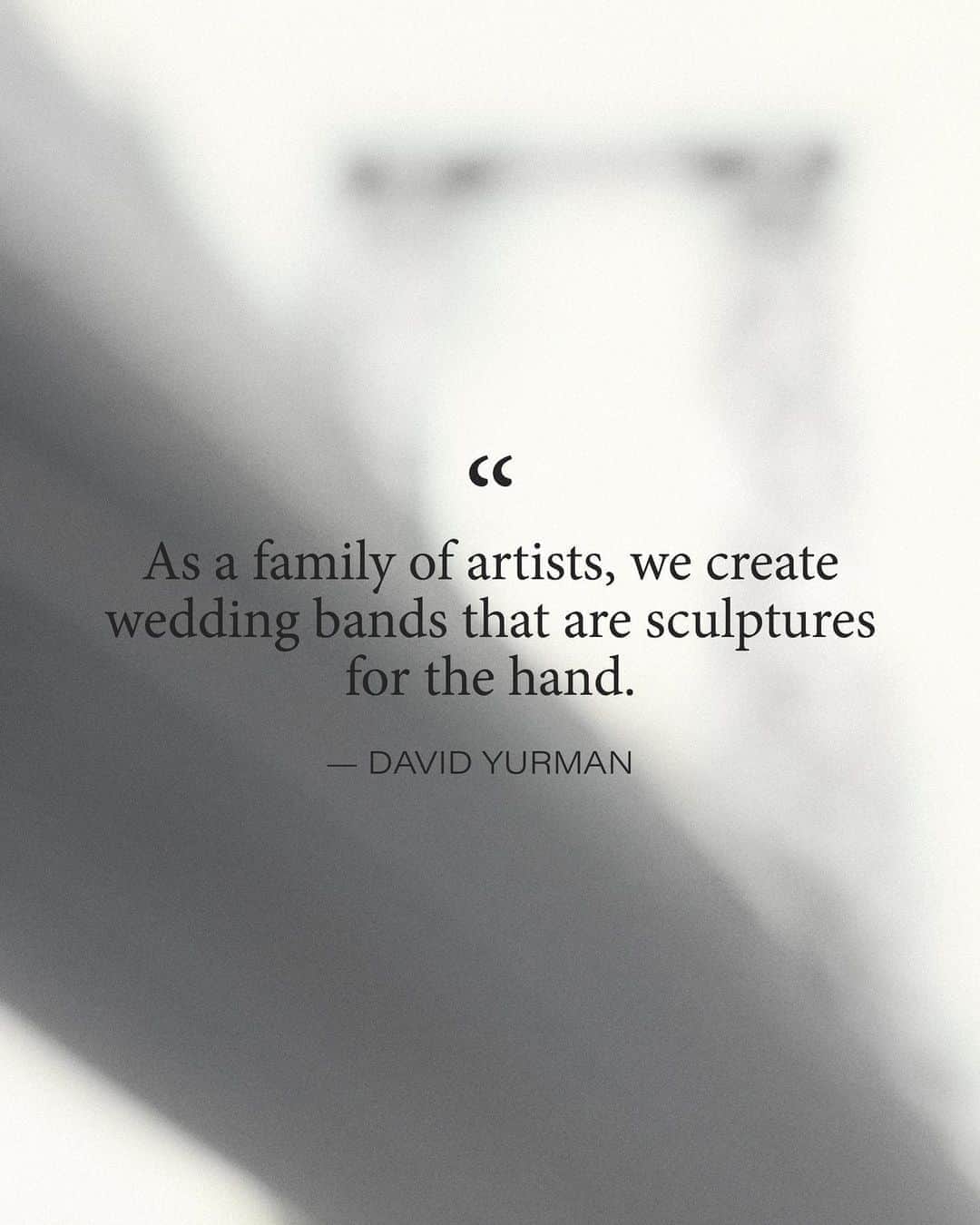 デビッドヤーマンのインスタグラム：「David created our first engagement ring for his wife, Sybil, as a symbol of their joint lives and work. Today, with their son, Evan, they collaborate on our wedding collections, bringing an artist’s sensitivity to form, light and color. #DavidYurman」