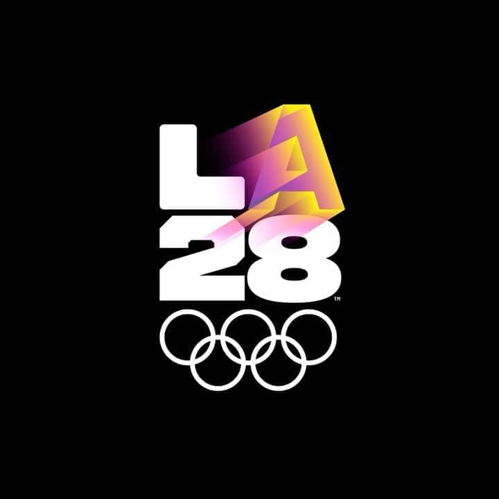 アダム・リッポンのインスタグラム：「I can’t wait for the Olympics to come to LA 🙆🏼‍♂️🙆🏼‍♂️🙆🏼‍♂️ Loved being an #LA28Creator for @LA28Games  on this historic (and really cool) Olympic and Paralympic emblem launch. I got to create my own “A” #LA28 😍」