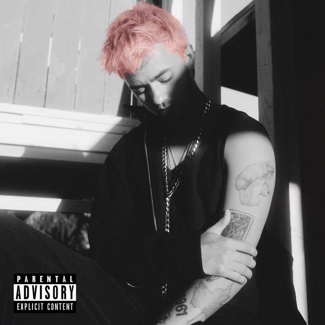 ジャック・ジョンソンのインスタグラム：「Friday it begins... JVCKJ - YOU LIE (pre-save link in my bio) 🌸🌸🌸」