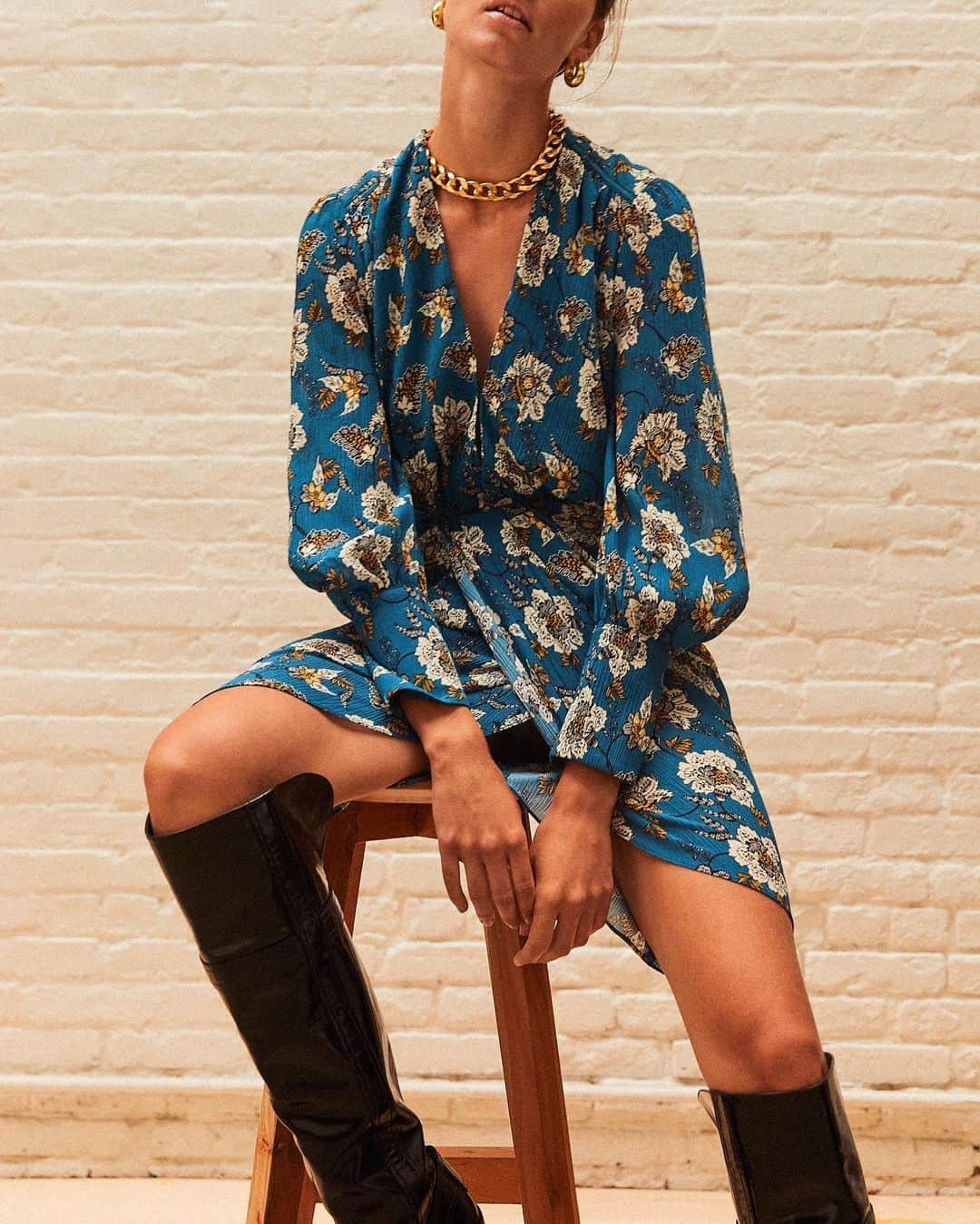 デレクラムのインスタグラム：「The Freya Dress – perfectly designed for a laid-back feminine look.」