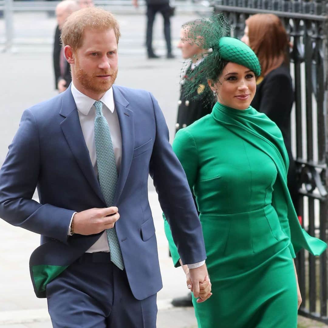 Good Morning Americaさんのインスタグラム写真 - (Good Morning AmericaInstagram)「Prince Harry and Duchess Meghan made a rare public appearance in Los Angeles on the anniversary of the death #PrincessDiana. Link in bio for the couple's sweet tribute to Harry's late mother.」9月2日 3時30分 - goodmorningamerica