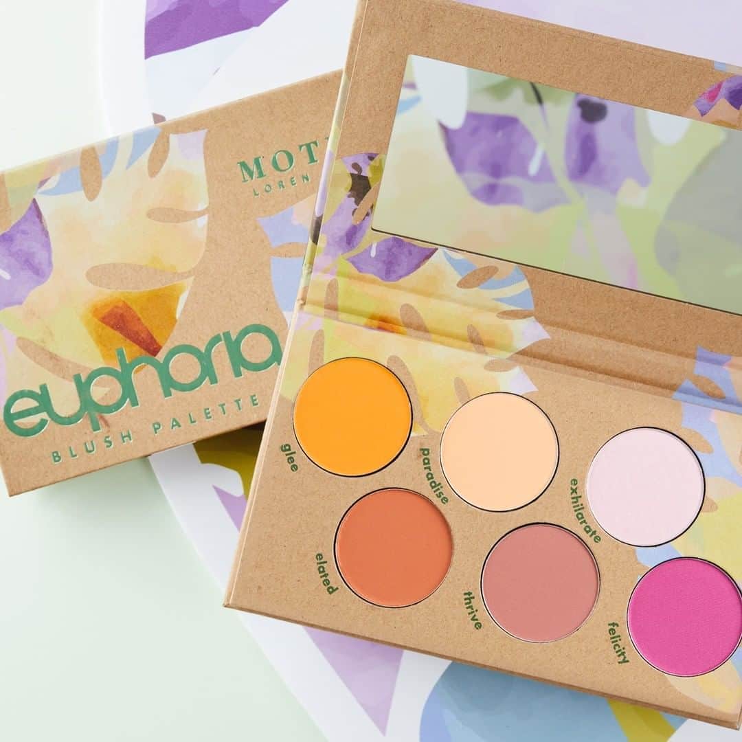 Motives Cosmeticsさんのインスタグラム写真 - (Motives CosmeticsInstagram)「Get the perfect wash of color with our Euphoria Blush Palette. These blushes were designed to be layered so you can create your dream blushing look.  Which blush combination is your favorite? . . . . . #motivescosmetics #motives #makeup #beauty #makeupartist #mua #girlboss #entrepreneur #beyourownboss #everydaymakeup #naturalmakeup #everydaybeauty #beautywithbenefits #beautyexperts  #euphoria #euphoriaeyeshadow #makeuppalette #eyeshadow」9月2日 4時00分 - motivescosmetics