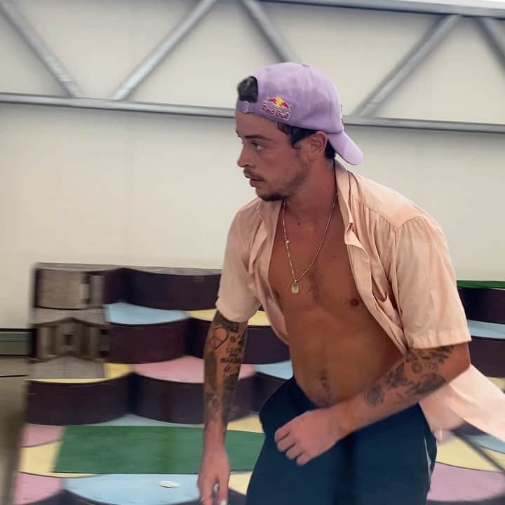 のインスタグラム：「How’s 2020 going 🤕」