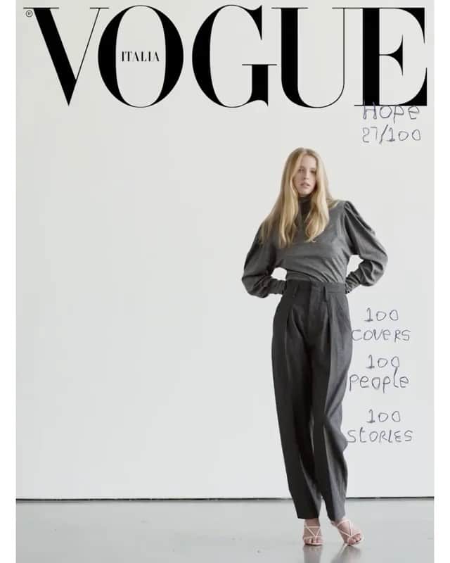アビー・チャンピオンのインスタグラム：「🤍🙏🏼🖤@vogueitalia @Mark_Borthwick @mr_Carlos_Nazario @EFarneti @FerdinandoVerderi @pg_dmcasting @samuel_ellis」