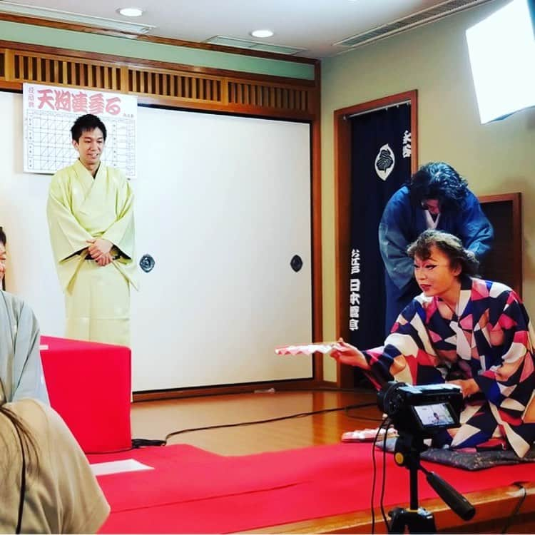 日出郎さんのインスタグラム写真 - (日出郎Instagram)「三日三席  #日出郎 #天狗連参る別館  #投扇興 #落語会 #毎日違う根多 #ご来場誠に有難う御座いました #生配信ご視聴ありがとうございました #辰巳の辻占 #粗忽長屋 #風呂敷 #お勉強させて頂きました #全ての落語家さんを尊敬します #ぐっどすとっく落語会  #日本橋亭 #goodstocktokyo」9月2日 4時48分 - hiderou1030