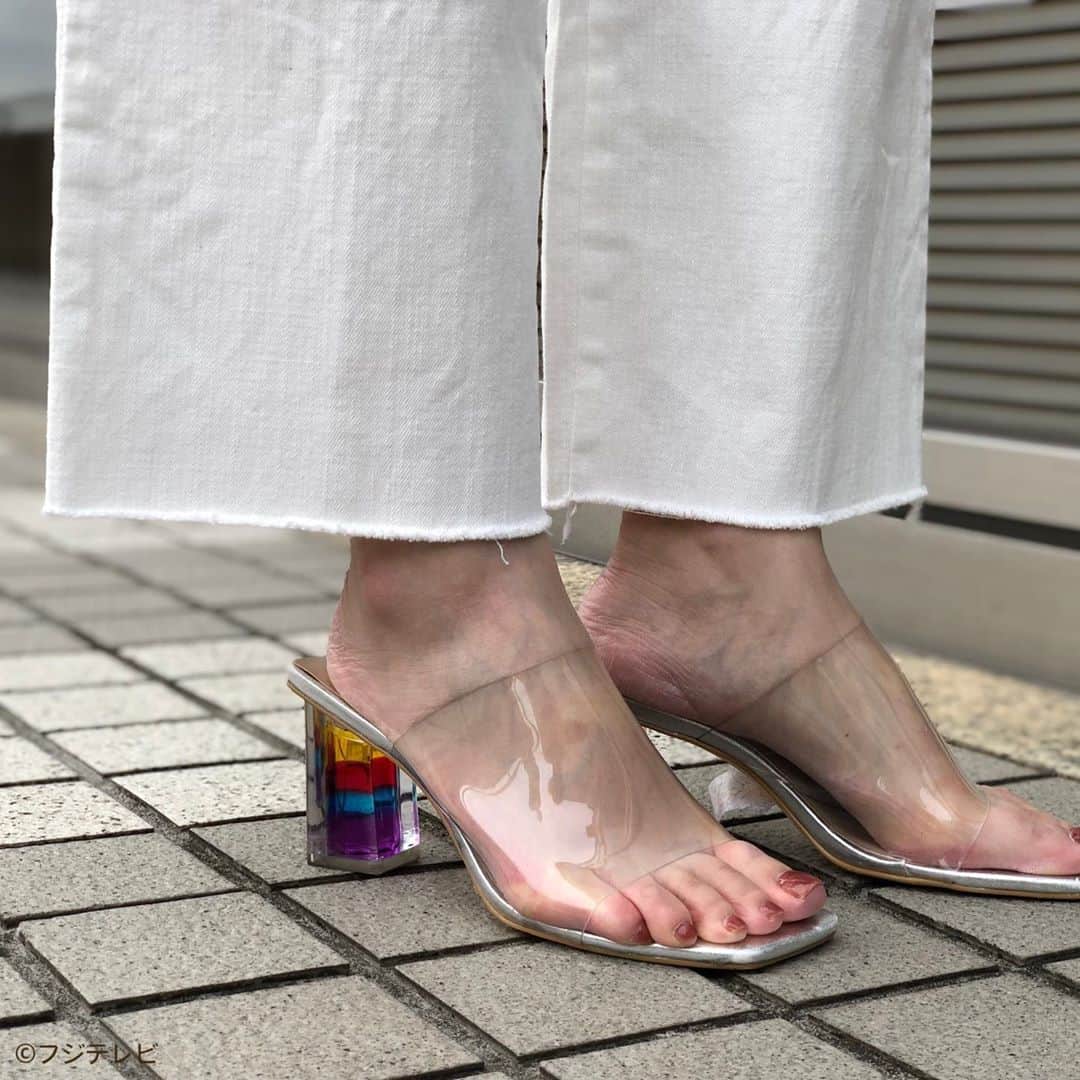 フジテレビ「めざましテレビ」さんのインスタグラム写真 - (フジテレビ「めざましテレビ」Instagram)「9月1日（火） ・ ファッション雑誌CanCamとコラボした お天気コーナー「きょう何着て行く？」 阿部華也子ちゃんの毎日のコーデを紹介♪ ・ 【きょうのコーデ】 ブラウス→#REDYAZEL 6900円 パンツ→#IsntShe？ 5400円 靴→#EVOL 8900円 ・ 【コーデのポイント】 一見シンプルなブラウスは背中にリボンがついた バックシャンデザインなので存在感たっぷり🎀 肌見せブラウスもダスティミントなら秋口でも活躍します👀✨ 暑い今は白ボトムで爽やかに☘️ ・ #めざましテレビ #きょう何着て行く？ #阿部華也子 #今日のコーデ#コーデ #CanCam #今日のファッション#ootd #きょう何着て行く？は月〜金朝6時22分ごろ放送！」9月2日 14時53分 - mezamashi.tv