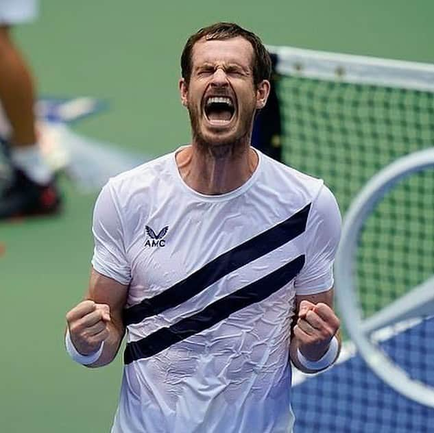 アンディ・マレーのインスタグラム：「Never. Ever. Give. Up.  #tennis #usopen  Photo is from associated press.」