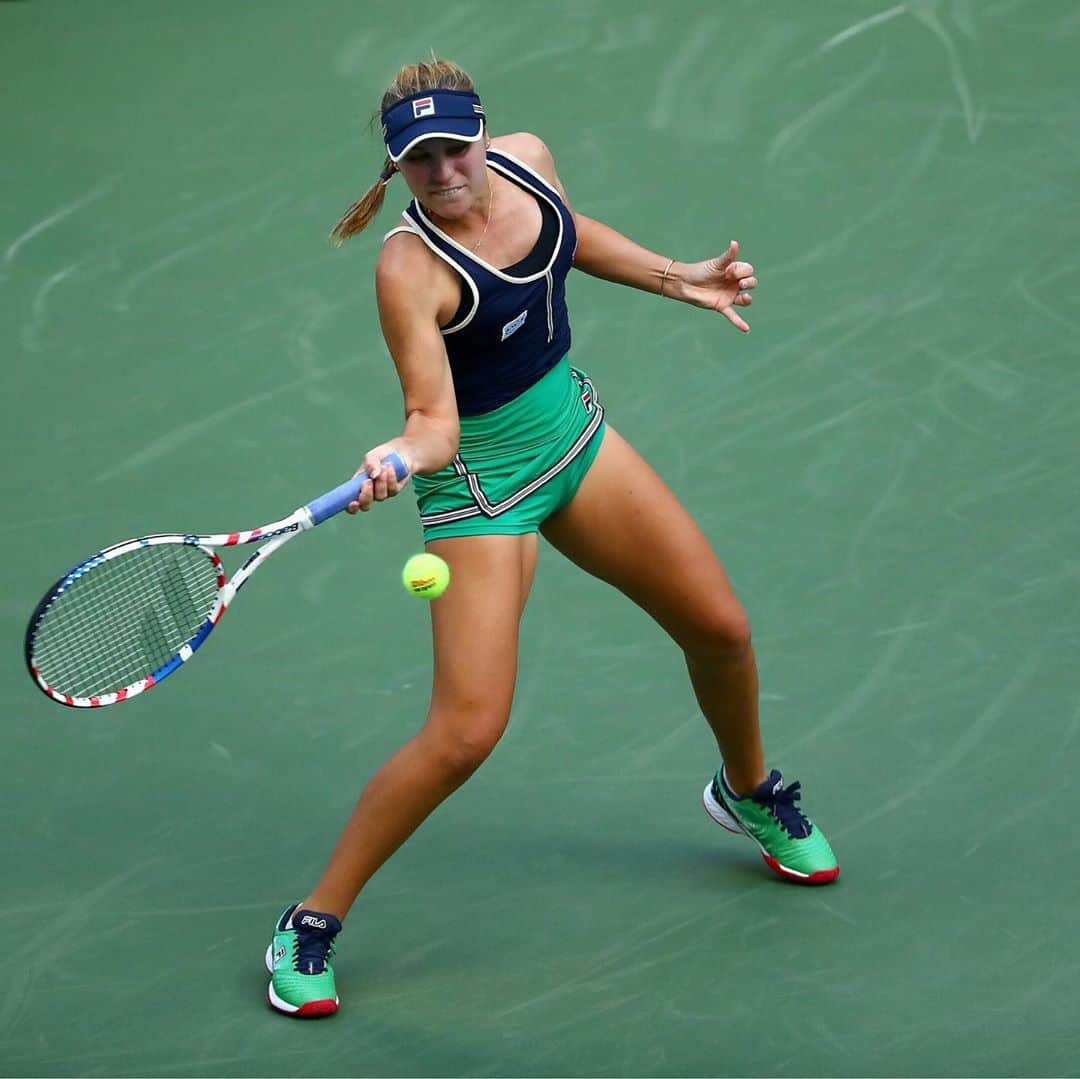 ソフィア・ケニンのインスタグラム：「Solid start @usopen 👌🏼」