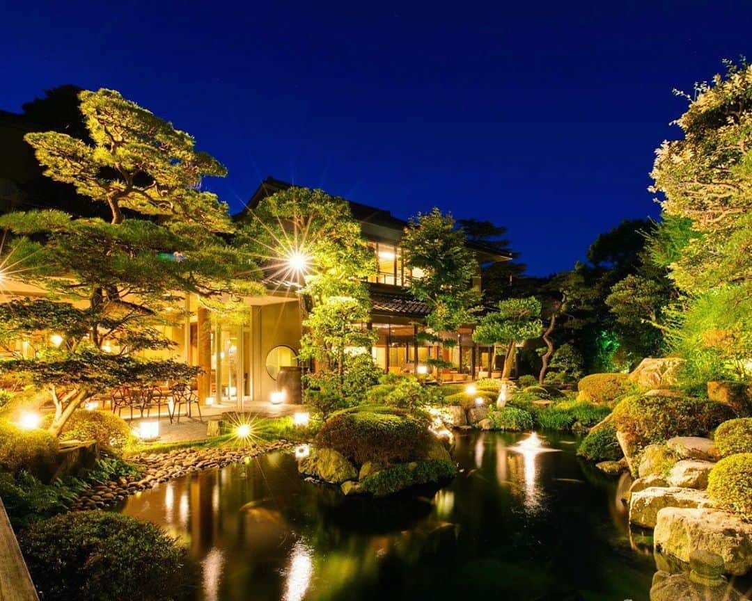 JAPAN TRIP 大人旅〜厳選の宿〜さんのインスタグラム写真 - (JAPAN TRIP 大人旅〜厳選の宿〜Instagram)「#島根 #玉造温泉 の#佳翠苑皆美 です。  #大人旅_厳選の宿 #大人旅jp #そうだ旅に出よう #旅行 #温泉 #旅館 #露天風呂付客室 #大人旅 #国内旅行 #旅行好きな人と繋がりたい #旅行に行きたい #withコロナ #gototravel #otonatabi #japan #japantrip #japantravel #trip #travel #onsen #ryokan #luxury #hotel #hotsprings」9月2日 8時37分 - otonatabi_jpn