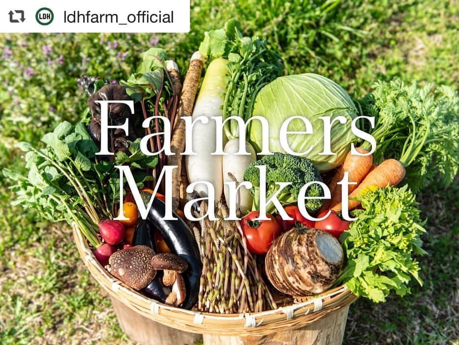 LDH kitchenさんのインスタグラム写真 - (LDH kitchenInstagram)「. @ldhfarm_official  🚛〜LDH farm〜🚛 ・ 《Farmers Market》 ・ 【 #元気いただきますプロジェクト　千葉県産かずさ和牛(黒毛和牛サーロインステーキ)】 ・ 黒毛和牛は、日本が誇る世界最高の肉となります🐄✨・ その中でも上総の自然で育った「かずさ和牛」は、和牛品質規格最高ランクA5のサーロインステーキ🥩・ 一般的な霜降り牛肉は脂がしつこく、苦手だという方も少なくありませんが、かずさ和牛は、霜降りでもしつこさのないあっさりとした上品な味で千葉県が誇る最高級ブランド牛としてふさわしいと言えるでしょう‼︎・ たくさん食べても飽きのこない黒毛和牛をこの機会にぜひお楽しみください😋 ・ 【#元気いただきますプロジェクト】 ＜対象商品の送料を全額負担します＞ 新型コロナウイルスの影響を受ける生産者を「食べて応援！」・ LDH farmでは、新型コロナウイルスの感染拡大の影響を受け、在庫の滞留や売上げの減少などが顕著な食材の販売促進を支援するため、対象品目の送料を補助する事業に参加しています。・ 新型コロナウイルスの影響により飲食店やホテルだけでなく、食材を提供している生産者の方々も非常に厳しい状況に立たされています。・ ぜひ、対象商品を購入して「食べて応援」してみませんか‼︎・ ※令和２年度　国産農林水産物等販売促進緊急対策事業 品目横断的販売促進緊急対策事業におけるインターネット販売推進事業・ （参照：https://ec-hanbai-suishin.jp/） ・ ・ LDH farmでは、全国の素晴らしい生産者との取り組みとして、産地直送の農産物を販売しております。・ ・ 注文方法や詳細は、LDH farmのホームページより、ご確認ください。 ・ 【商品詳細】・ 千葉県産かずさ和牛（黒毛和牛サーロインステーキ） 200g×4枚・ 通常販売価格20,000円→なんと半額の9,800円！・ 9,800円(税込10,584円) ・ 【送料】・ 送料無料🚛 ・ 【生産地】・ 千葉県 ・ 【保存方法】・ -18度以下で保存してください。 ・ 【注意事項】・ 掲載写真と多少異なる場合がございます。予めご了承ください ・ ・ ■ご注文：LDH farm（https://www.ldhfarm.co.jp/product/） ・ __🐄🐄🐄🥩🥩🥩🥩__ ・ @ldhfarm_official ・ のプロフィールURLからご購入いただけます🤗 ____________________________________ #LDHfarm #FarmersMarket #eatveggies #おうち時間 #LDHJAPAN #LDHkitchen #千葉県 #牛肉 #サーロインステーキ #かずさ和牛 #元気いただきますプロジェクト」9月2日 9時47分 - ldhkitchen_official