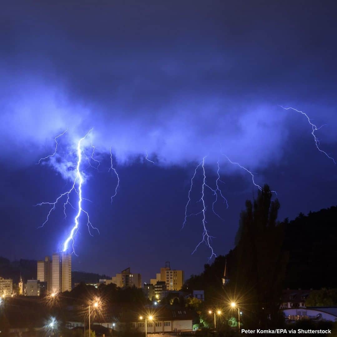 ABC Newsさんのインスタグラム写真 - (ABC NewsInstagram)「Lightning illuminates the sky during a morning storm over Salgotarjan, Hungary. #lightning #weather #storm #hungary」9月2日 10時02分 - abcnews
