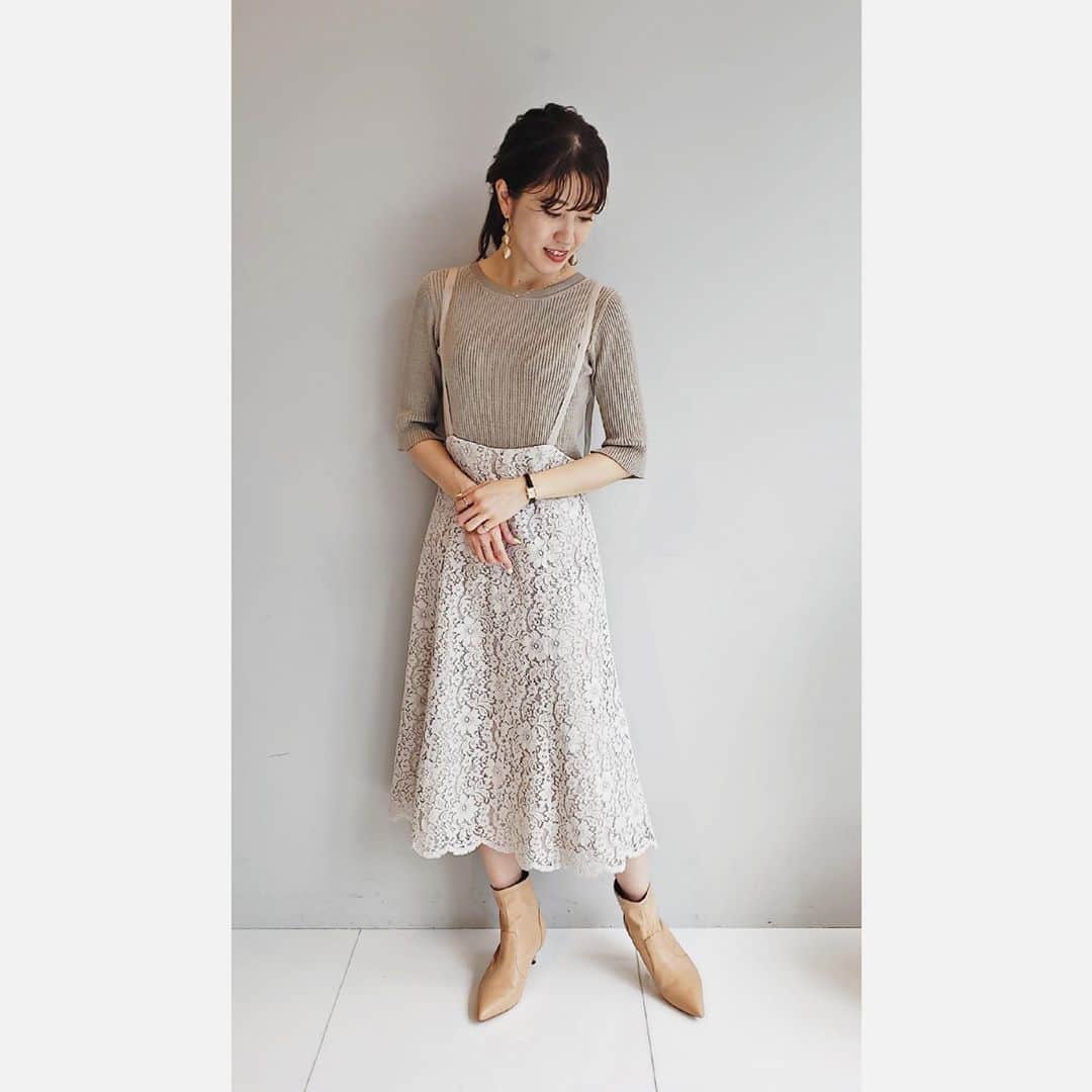 アナトリエさんのインスタグラム写真 - (アナトリエInstagram)「【recommend】 . knit/Bon mercerie 982-19151 ¥7,900+tax . dress/anatelier 528-59851 ¥15,000+tax . shoes/Sophia Collection 564-09506 ¥18,000+tax . . 有楽町マルイ店 着用staff 164cm . . . #anatelier #anatelierofficial #recommend #アナトリエ #リブニット #レースワンピース #ジャンスカ」9月2日 15時55分 - anatelier_official
