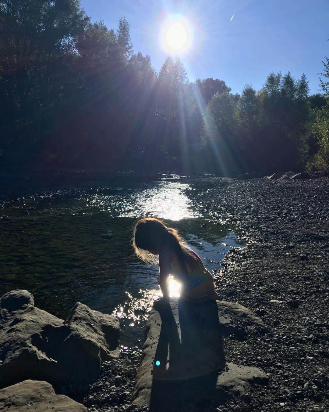 チャド・ロウさんのインスタグラム写真 - (チャド・ロウInstagram)「Sun kissed Nixie and the lazy river.」9月2日 11時31分 - ichadlowe