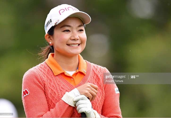 上原彩子のインスタグラム：「﻿ Happy women’s golf day!!!﻿ 好きなゴルフを仕事に出来てる私、最高に幸せ🥰﻿  #happywomensday #lpga #幸せ #最高 #ゴルフ #仕事 #感謝 #golf」