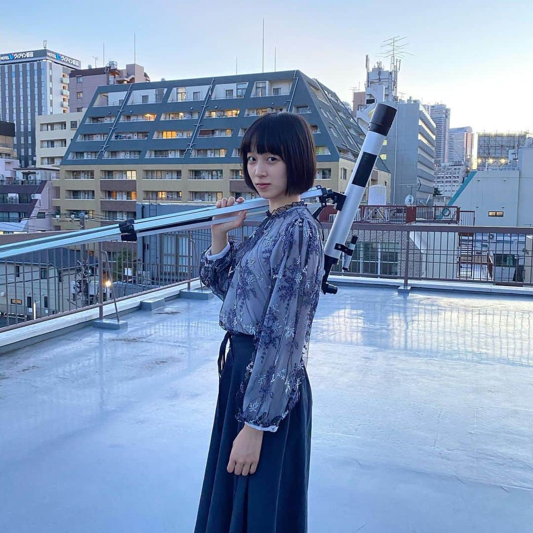 株式会社コンテンツ3さんのインスタグラム写真 - (株式会社コンテンツ3Instagram)「.﻿ aoi midori「彗星の夜に」🪐﻿ のMVに坂田莉咲が出演させて頂いております！﻿ ﻿  https://youtu.be/XKO1AguGgFA  ﻿ #坂田莉咲﻿ #aoimidori﻿﻿ #第二弾の楽曲です🎶」9月2日 12時05分 - contents_3