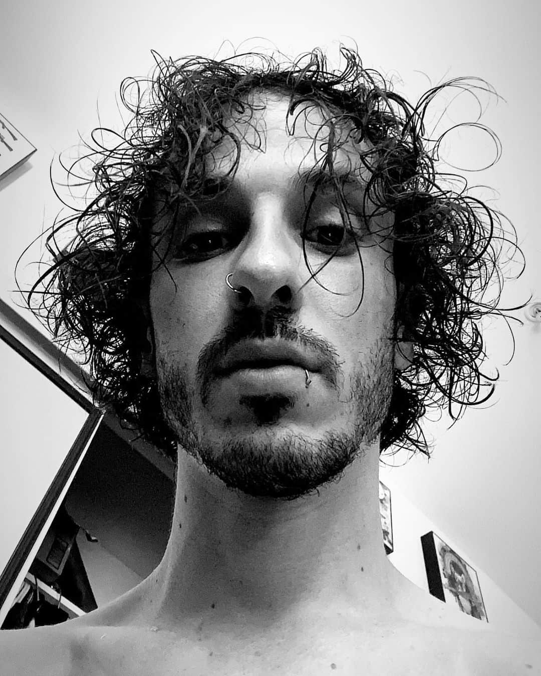 ブランドン・フーバーのインスタグラム：「Describe 2020 in one word...」