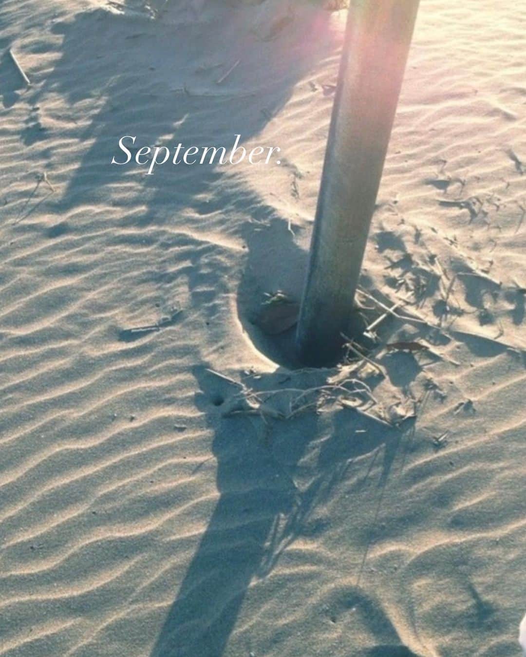 Fushimi natsukiさんのインスタグラム写真 - (Fushimi natsukiInstagram)「September.  🍂🍂🍂🍂  今日から夏だよー！ってわかるくらいの快晴だった8/1。 今日から秋だよー！って感じてしまう気温だった9/1。  今年は夏が短かった🥺 来年は今年の分まで夏たのしもーっと！♡  #September #9月」9月2日 12時19分 - fusshan