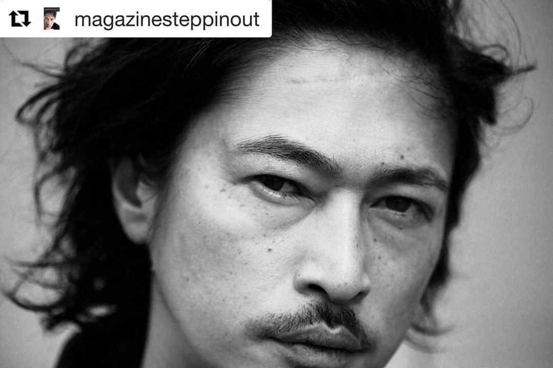 Barfout!さんのインスタグラム写真 - (Barfout!Instagram)「#Repost @magazinesteppinout with @get_repost ・・・ いつ会っても、涼やかな風を纏って登場する窪塚洋介 さん。映画『 #みをつくし料理帖 』（角川春樹監督）についてのお話や、”食”へのこだわりについて、9/4発売の #ステッピンアウト! でお伺いしています。素敵に年齢を重ねられているなぁと、取材させていただくたびに思います。（堂前）﻿ ﻿ ﻿ #妻夫木聡﻿ #豊原功補 ﻿ #小泉今日子﻿ #行定勲﻿ #岡本健一 ﻿ #緒川たまき ﻿ #窪塚洋介﻿ #仲間由紀恵﻿ #STEPPINOUT!﻿ #BARFOUT!﻿ #actor﻿ #actress﻿ #film﻿ #movie﻿ #portrait﻿ #culturemagazine﻿ #magazine﻿ #printmagazine﻿ #publishing﻿ #photography﻿ #photo﻿」9月2日 12時39分 - barfout_magazine_tokyo