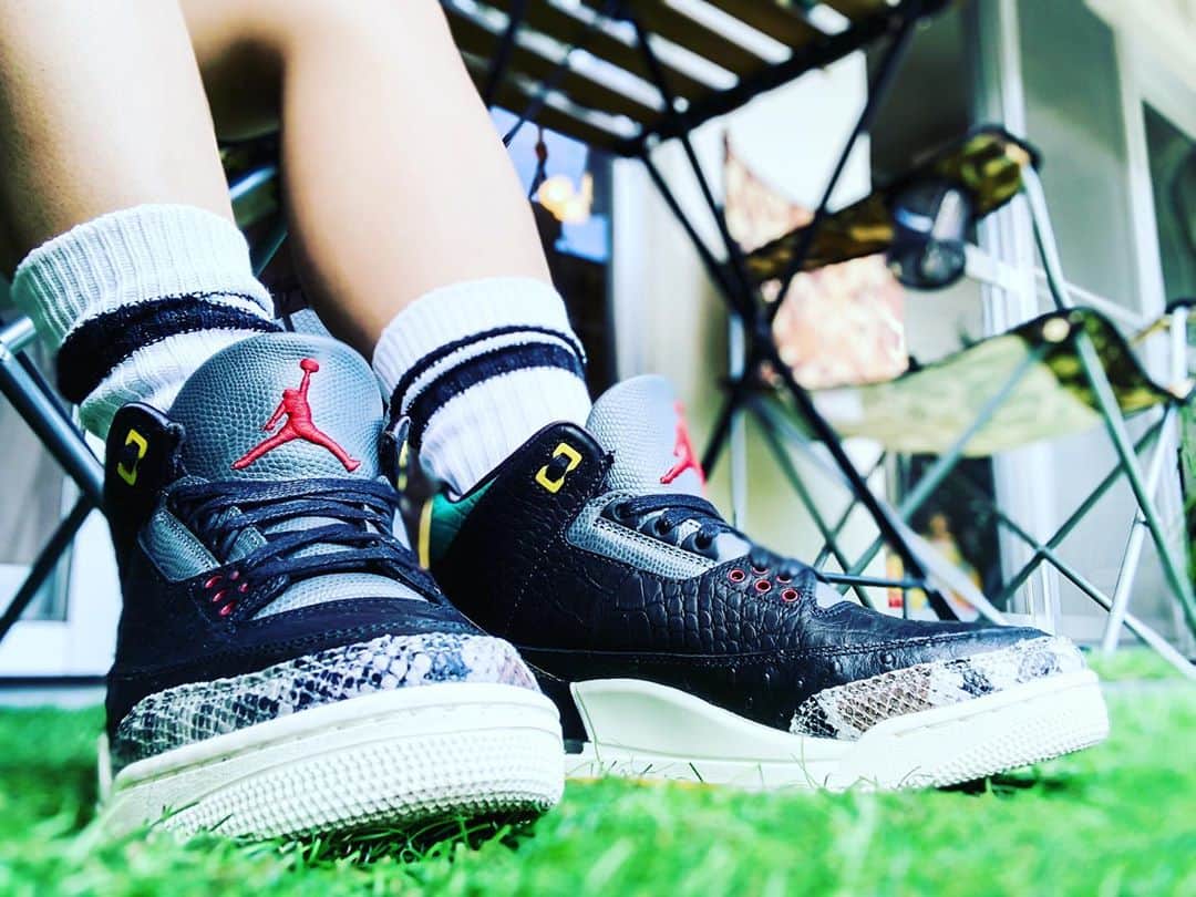 Show-heyのインスタグラム：「| Jordan 3 Retro SE👟 これ意外と好きなんだよなぁ！  #mitasneakers #ms_ddc_20200904j」