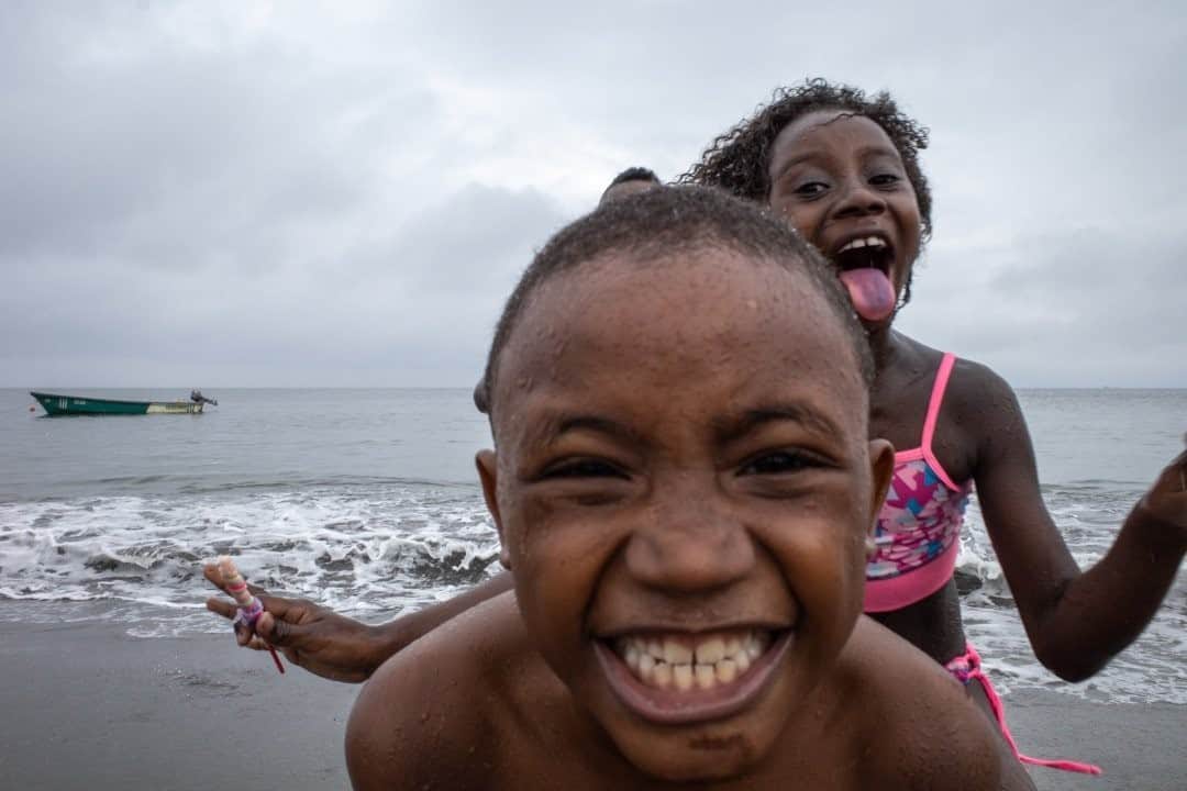 National Geographic Travelさんのインスタグラム写真 - (National Geographic TravelInstagram)「Photo by @juancristobalcobo  Kids play on the beaches of El Morro, Tumaco, Colombia. Located in the Nariño Department by the Pacific Ocean, Tumaco is an impoverished town that continues to battle many problems, but its brave and resilient people will always make you feel welcome. #tumaco #colombia #pacificocean」9月2日 13時10分 - natgeotravel