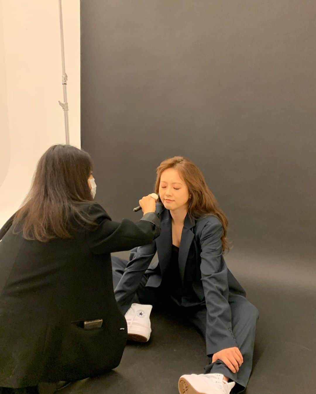 コ・アラさんのインスタグラム写真 - (コ・アラInstagram)「#behindcut#marieclaire 📷」9月2日 13時55分 - ara_go_0211