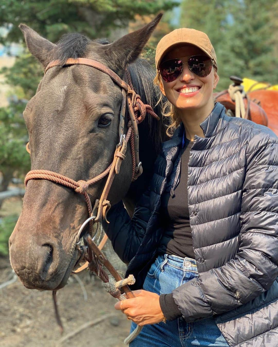 カロリナ・クルコヴァさんのインスタグラム写真 - (カロリナ・クルコヴァInstagram)「An end of summer trip to MONTANA. Loved spending time in the great outdoors with my boys! Horseback riding, off roading and fly fishing were just a few of the highlights. Montana is beautiful! Have you been? 🎣🌲🐴 Thank you @pattijeanb for hosting us👍🏻👌🏻  *more on stories #familyvacation #family #boymom #montana #thegreatoutdoors」9月2日 23時43分 - karolinakurkova