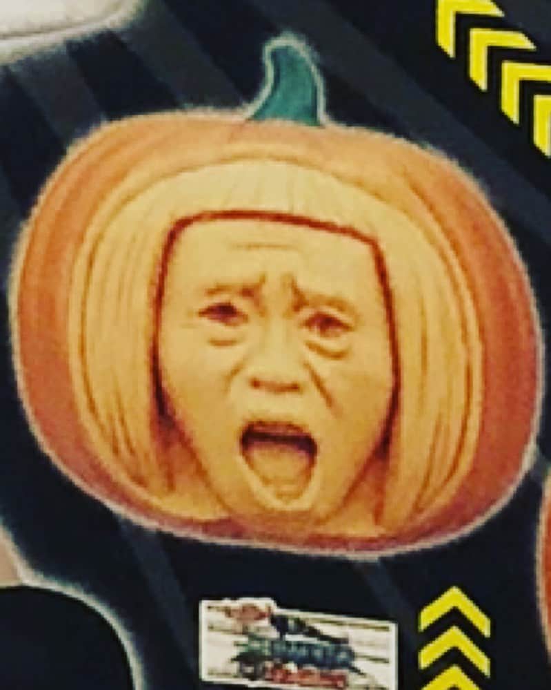 堤太輝さんのインスタグラム写真 - (堤太輝Instagram)「何これw  浜田さんのガチャ発見😬  めちゃくちゃガチャられてるじゃんw  ウケるw  そして  対象年齢15歳以上てw  ガチャの前で一礼して帰りました🚶‍♂️w  #ガキの使いやあらへんで  #ガキの使い  #ガキ使 #ガキ使ガチャ #ガチャガチャ  #ガチャ #ダウンタウン #ダウンタウン浜田　 #浜田雅功　 #浜ちゃん #浜ちゃんガチャ #タカラトミー #タカラトミーアーツ  #takaratomy  #takaratomyarts」9月3日 0時29分 - 223_taiki