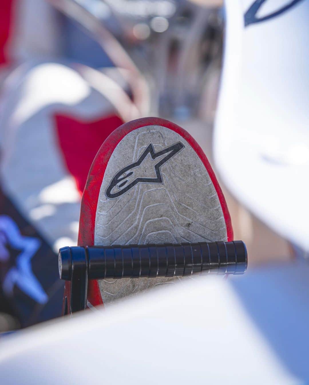 アンドレア・ドヴィツィオーゾさんのインスタグラム写真 - (アンドレア・ドヴィツィオーゾInstagram)「#Kart #training  Grazie @kartrepublic 👍 #Dovi04 #AD04 #undaunted #ForzaDucati #MotoGP #Alpinestars #SuomyHelmets #RedBull #Biotekna #Mondottica #DucatiEyewear #lentidavistaGalileo #MucOff 📷 @calloalbanese」9月2日 16時06分 - andreadovizioso