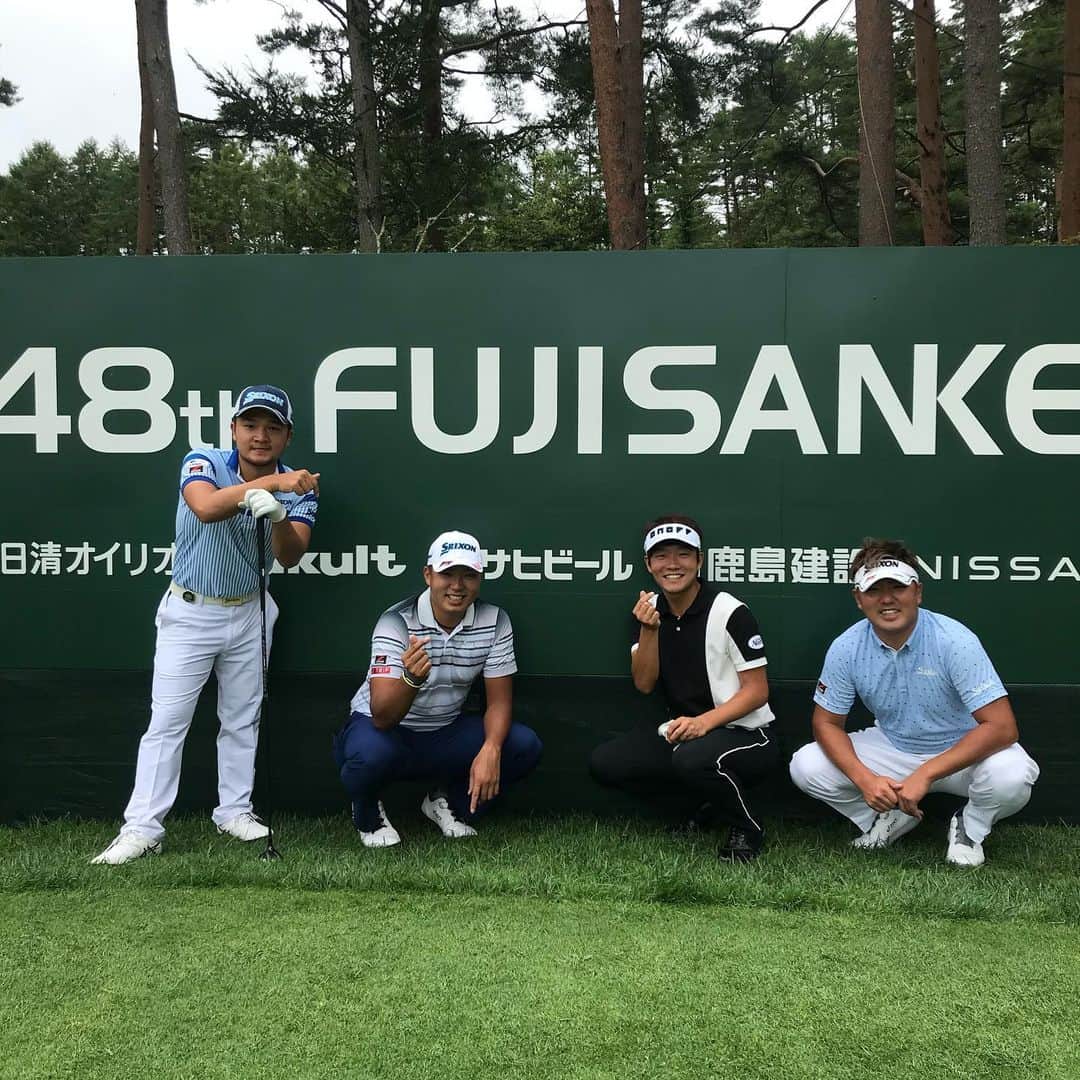 出水田大二郎のインスタグラム：「明日からフジサンケイクラシック開幕します！  開催していただき、試合ができることに感謝！ ありがとうございます！ #フジサンケイクラシック #開幕戦#感謝 #TOSS#DUNLOP#SRIXON#JTRIP#WONDA#OBIHOLDINGS#elitegrips#oakley#HALEO#4clovercross  #pga#jgto#鹿児島#福岡#プロゴルファー#ゴルフ男子#ゴルフ女子#ゴルフ好きと繋がりたい#golf上手くなりたい#出水田大二郎#golfswing#golf#ゴルフコーデ」