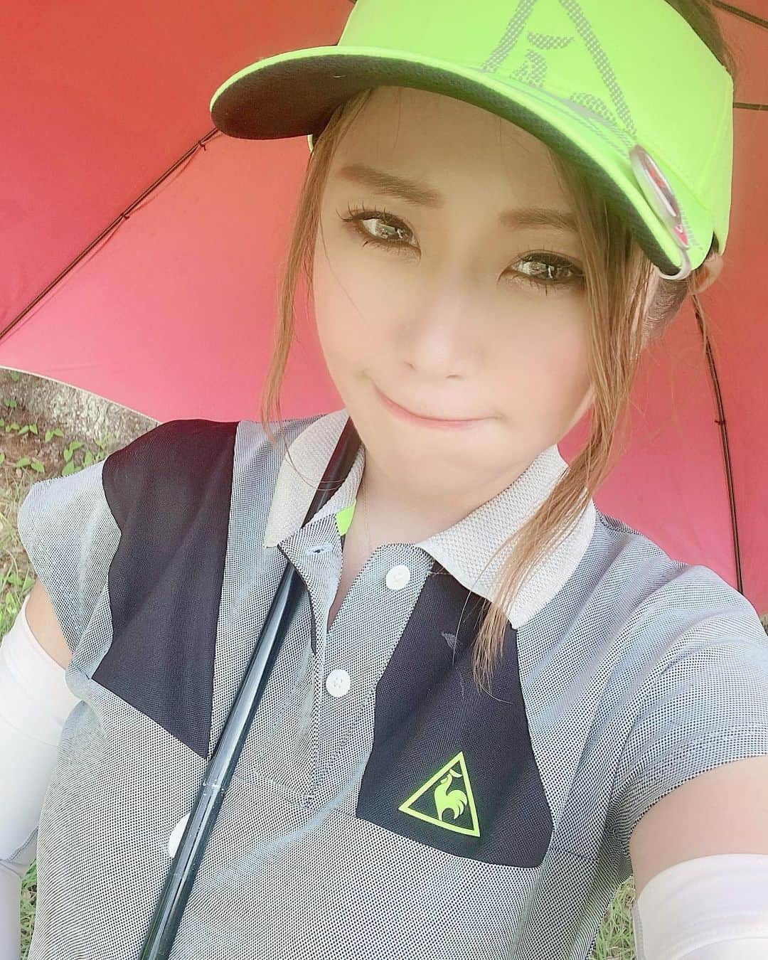 のインスタグラム：「第28回アイアンマンカップ2020に今回わたくし渡瀬茜と飯田有衣ちゃんと挑戦いたしました⛳️✨ ガチで頑張りました！ほんと暑かったです😵 アイアンマンカップの挑戦動画がGTバーディーズの公式YouTubeにUPされます！！ 第1弾は先週の金曜日にアイアンマンカップの前夜の動画が更新されました😊 是非チェックしてくださいね！！  #真夏のゴルフ#アイアンマンカップ2020 #アイアンマンカップ#鉄人達の真夏の祭典#ゴルフトゥデイ#GTバーディーズ#ルコック女子#lecoqsportif #YouTube#ゴルフ動画#ガチゴルフ#ゴルフ女子#27ホール #担ぎゴルフ#手引きカート」