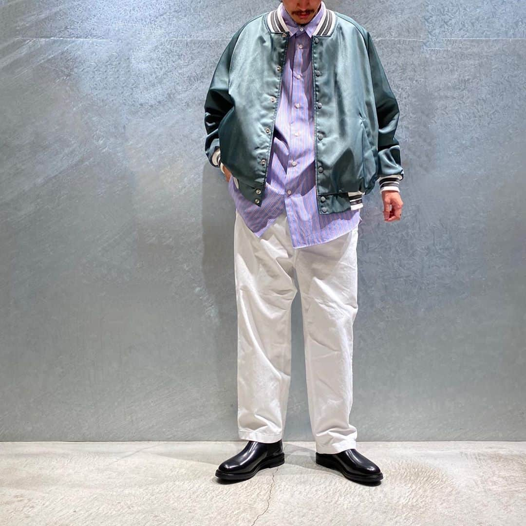 H BEAUTY&YOUTHさんのインスタグラム写真 - (H BEAUTY&YOUTHInstagram)「＜H BEAUTY&YOUTH＞ SOUVENIR STADIUM BLOUSON ¥36,000-(+tax) Color: Grey/Dk.Green Size: S/M/L (着用スタッフ: 181cm 着用サイズ: L) WHITE&WHITE FIRM TROUSERS ¥24,000-(+tax) Color: White Size: S/M/L (着用サイズ: M)  #H_beautyandyouth @h_beautyandyouth  #BEAUTYANDYOUTH #Unitedarrows #5525gallery #churchs」9月2日 17時17分 - h_beautyandyouth