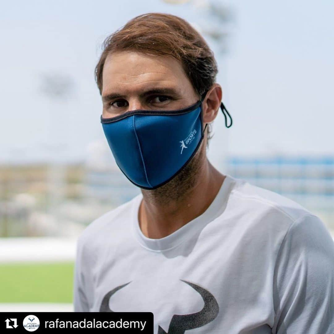 ラファエル・ナダルさんのインスタグラム写真 - (ラファエル・ナダルInstagram)「Remember to always wear a mask these days 😉💪🏻」9月2日 17時24分 - rafaelnadal