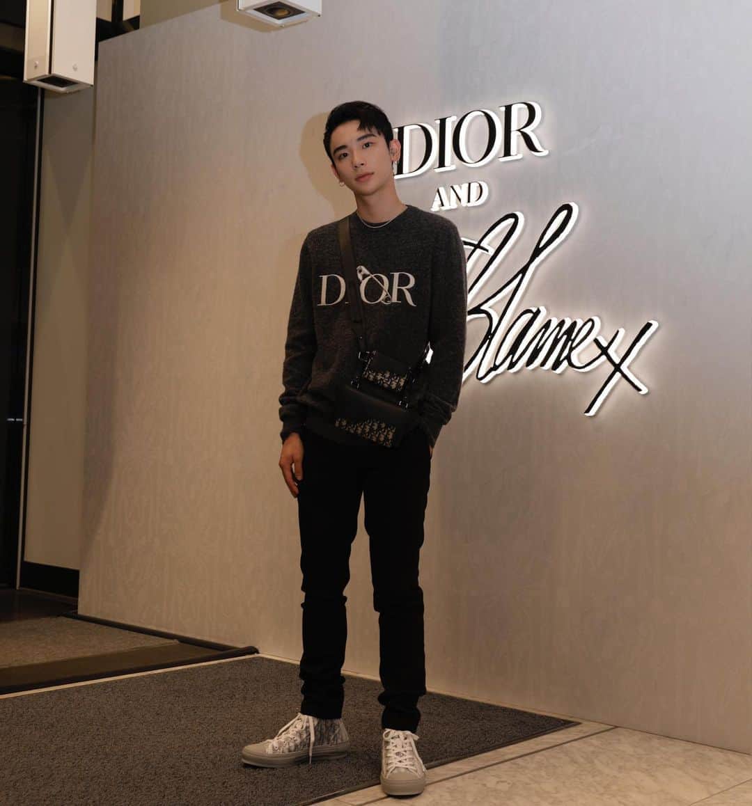 よしあきさんのインスタグラム写真 - (よしあきInstagram)「新宿伊勢丹ポップアップ✌🏻😆  #Dior #DiorIsetan」9月2日 17時53分 - yooshiakiii